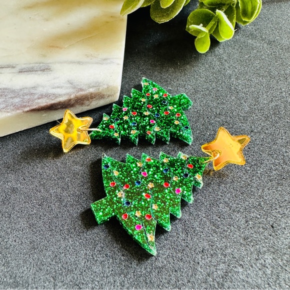 Christmas Tree Earrings Glitter Green acrylic lightweight Holiday Earrings - Picture 4 of 7